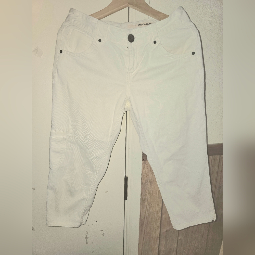 DKNY White Cropped Pants size 2
